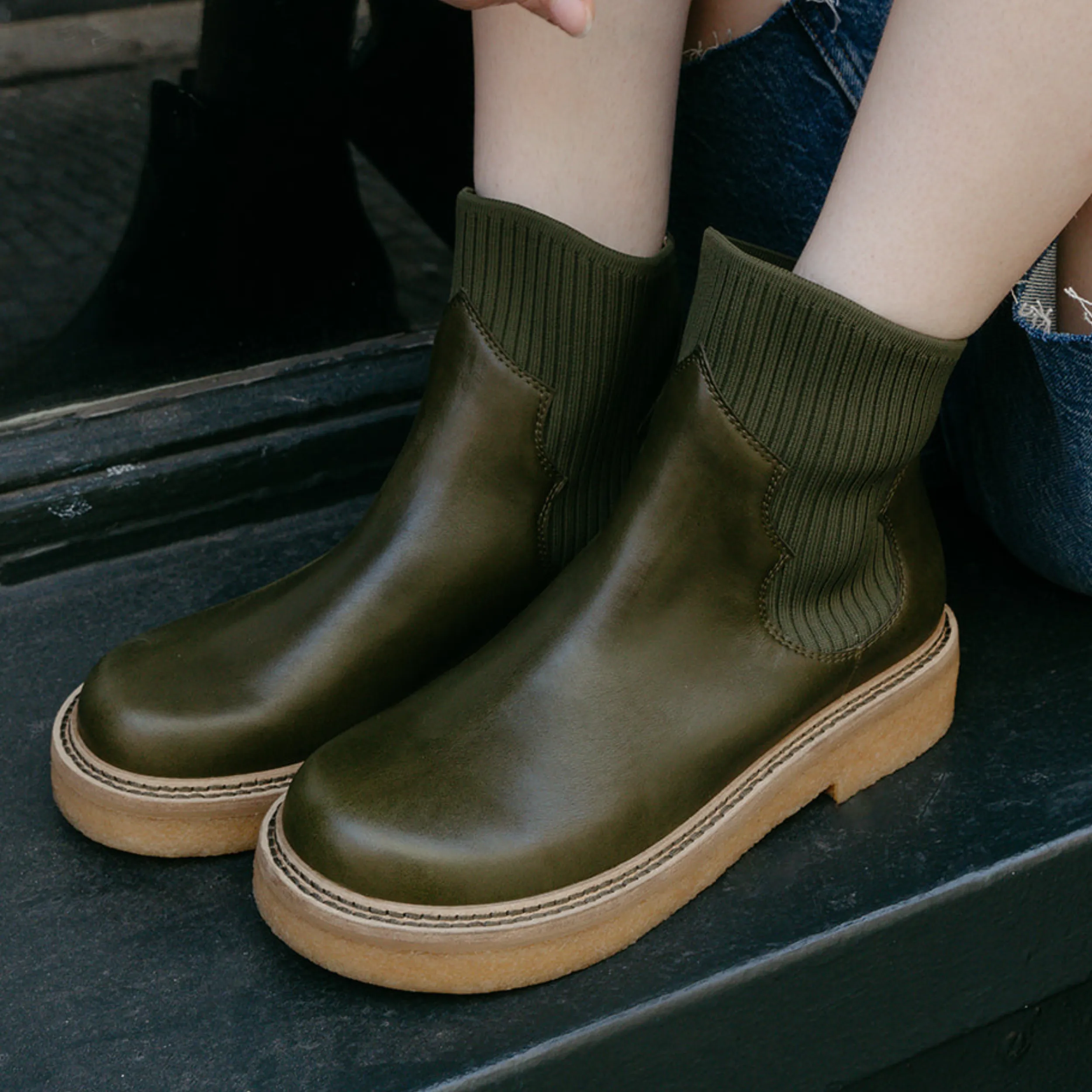 Cannon Evergreen Chelsea Boots