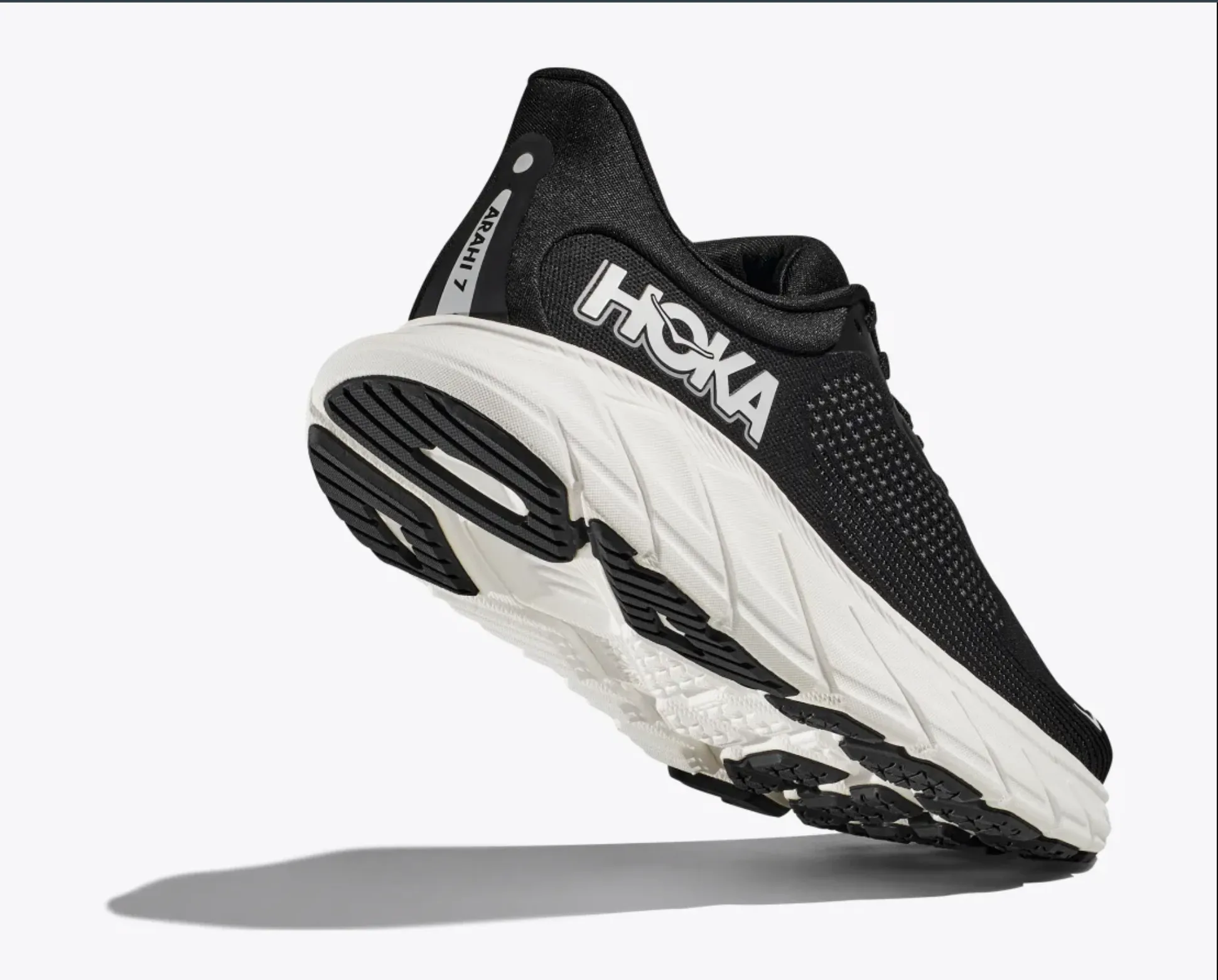 WOMEN'S HOKA ARAHI 7