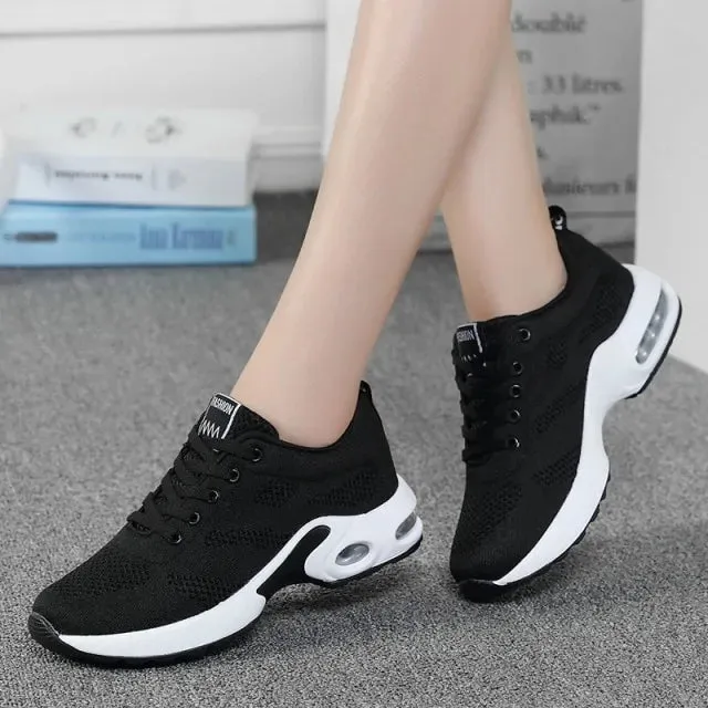 Women's Sneakers Breathable Mesh Walking Shoes